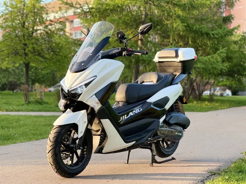 Скутер Jilang T-Max pro