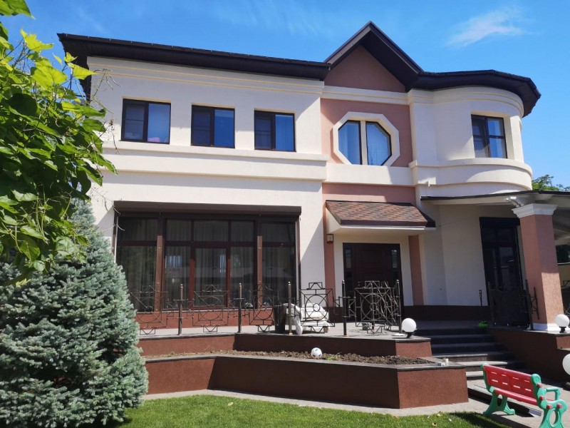 Утепление фасадов частных домов фасадным пенопластом