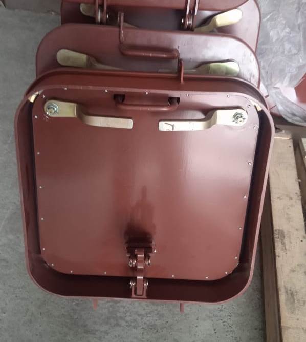 ВГН 600х600х110 люки судовые на задрайках