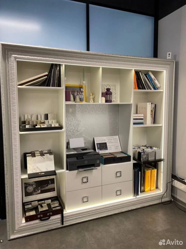 Белый стеллаж с полками и ящиками, Egger, отличное