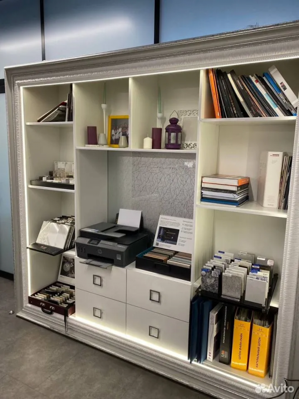 Белый стеллаж с полками и ящиками, Egger, отличное