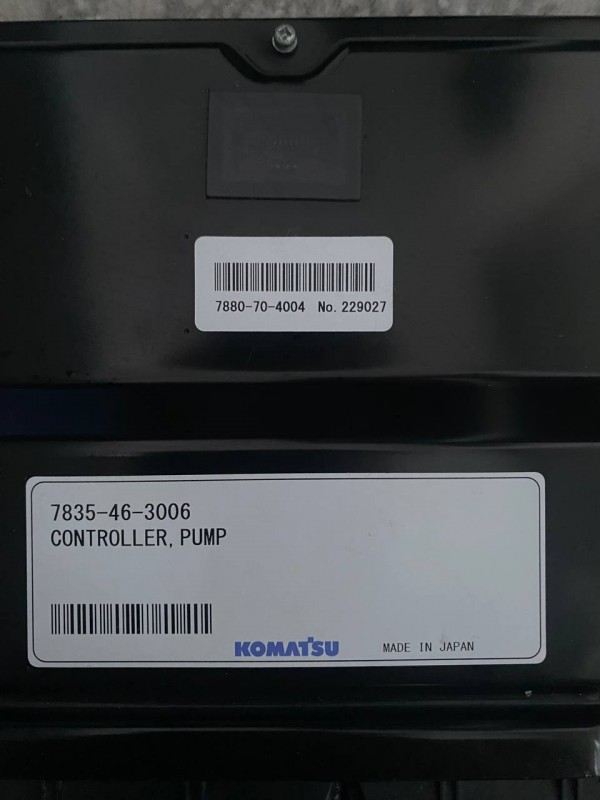 Контроллер насоса Komatsu 7835-46-3006