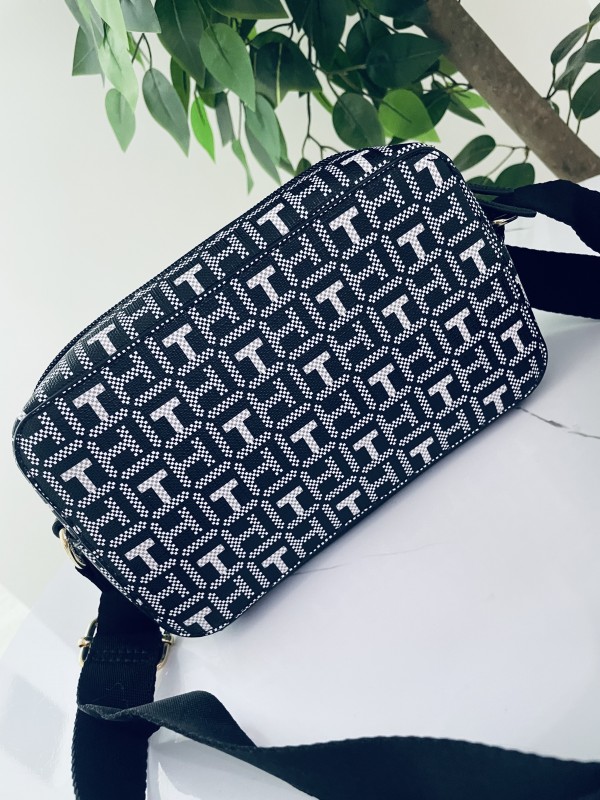 Сумка Tommy Hilfiger ( оригинал)