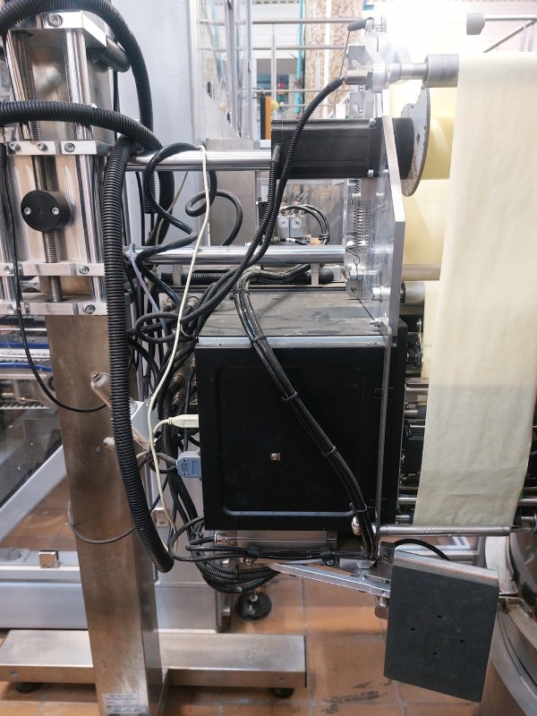 Принтер-аппликатор этикеток