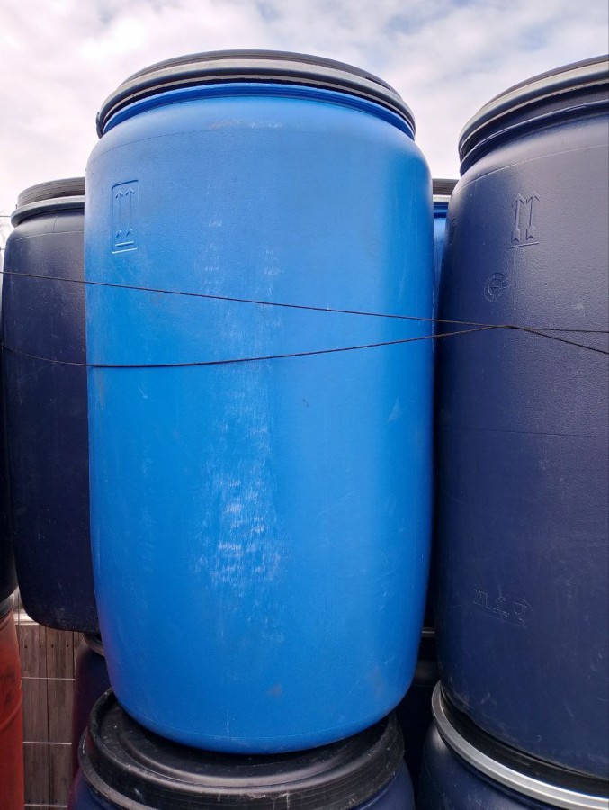 Бочки пластиковые 227 литров б/у