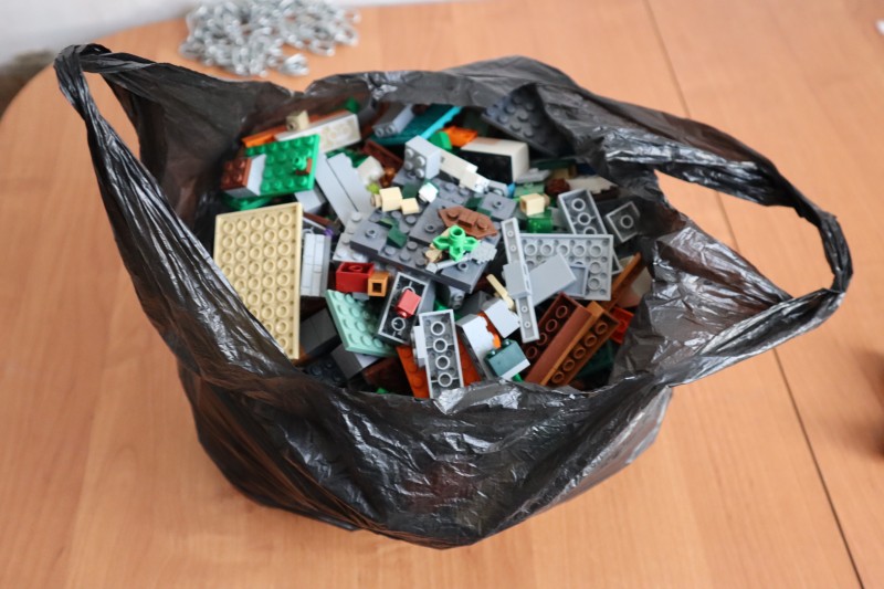 Продам пакет конструкторов лего и MOC DIY , как новые