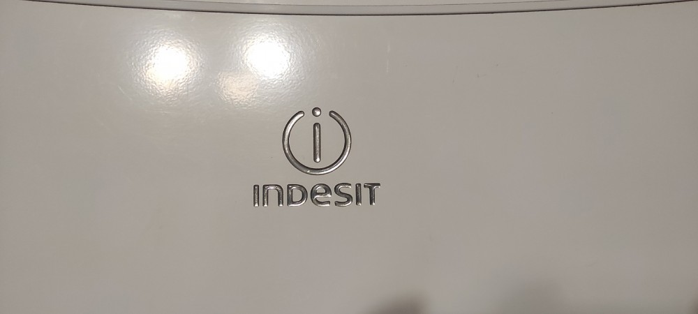 Холодильник Индезит No frost