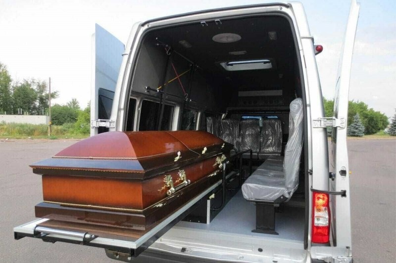 Организуем и осуществим перевозку тела усопшего человека.