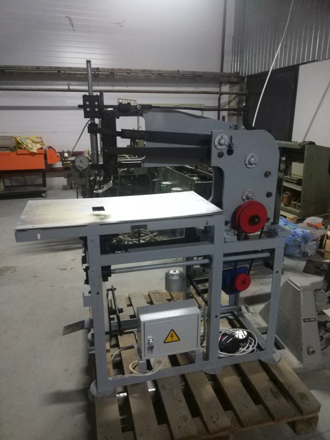 Машина для пиковки матрацев ДМН _ 68