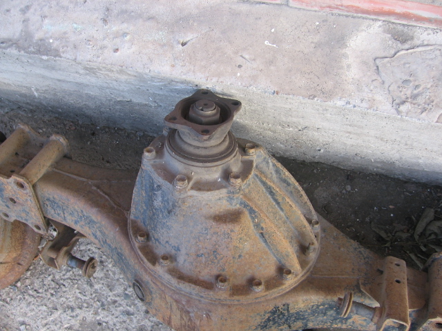 продам. редуктор заднего моста. Исудзу Эльф 350. 6 шпилек