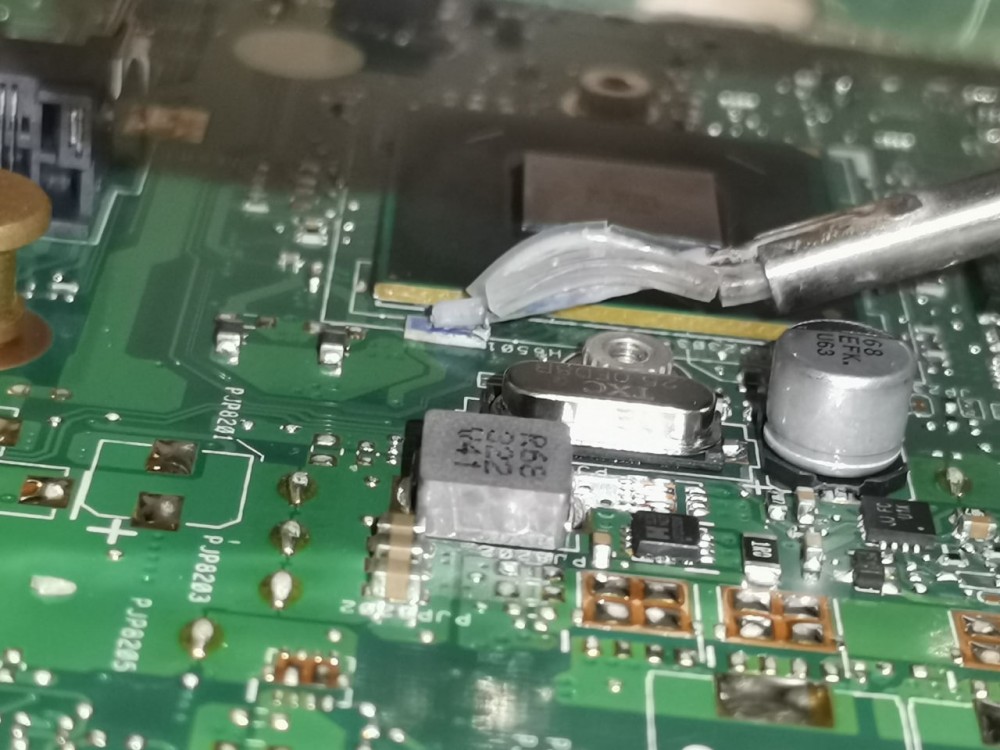 Компонентный ремонт компьютеров, ноутбуков, техники на профессиональном оборудовании