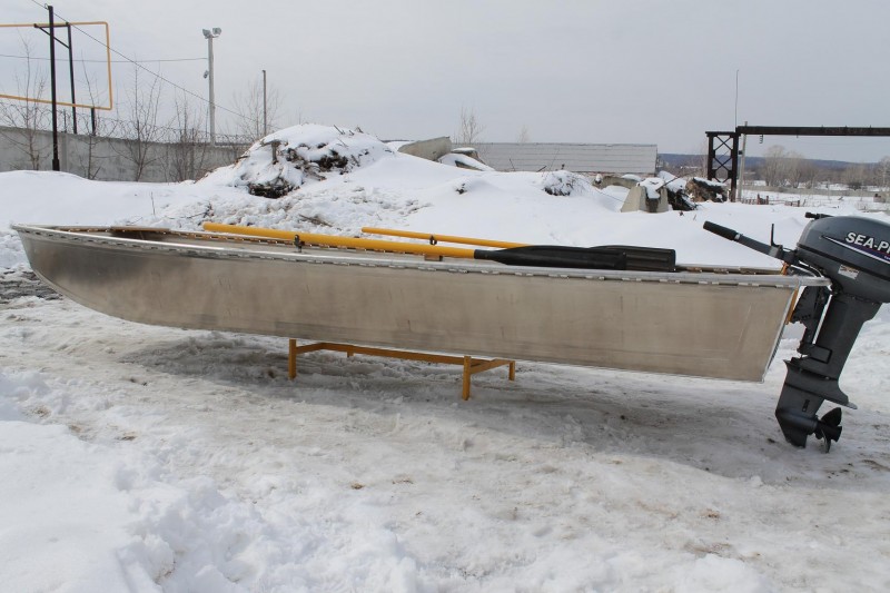 Алюминиевая промысловая лодка "Щука 4.5" на заказ