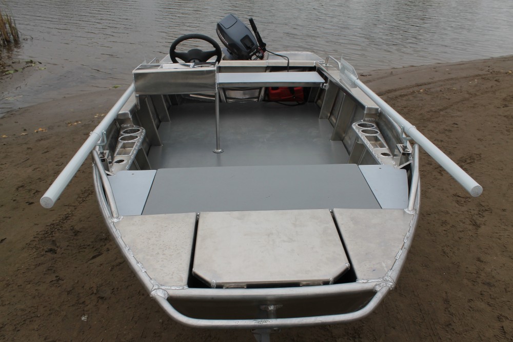 Алюминиевая лодка «Плотва 3.9» под заказ