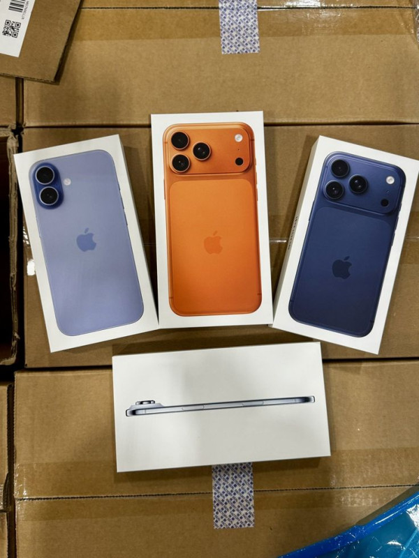 iPhone 17 Pro, 256 ГБ, SIM + eSIM