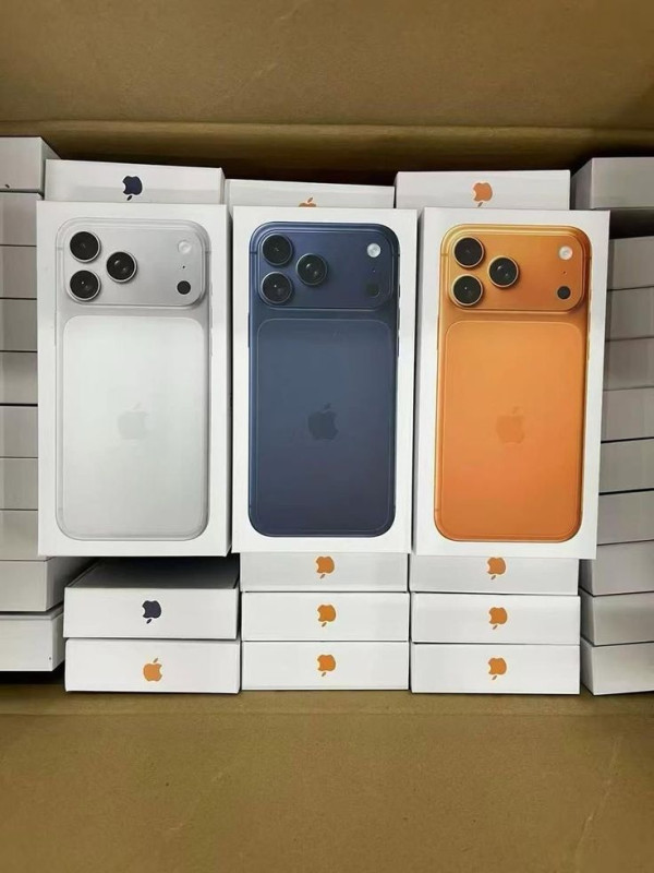 iPhone 17 Pro Max, 256 ГБ, eSIM