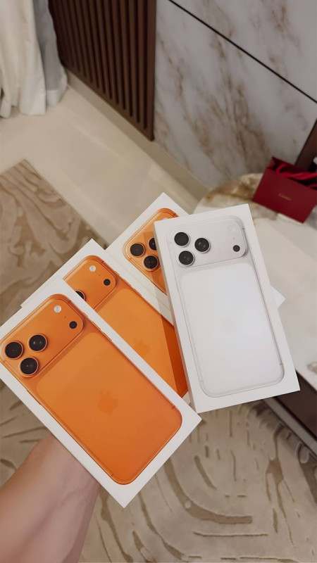 iPhone 17 Pro, 512 ГБ, eSIM